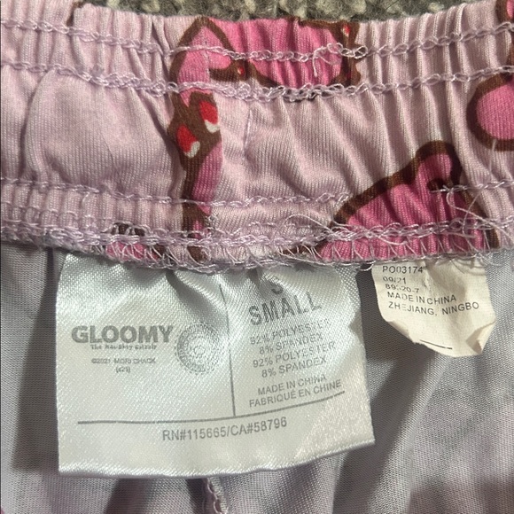 Gloomy bear heart print lounge pants adorable pink bears on a pink background - Picture 9 of 9